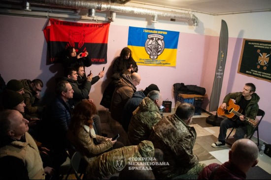 Святослав Вакарчук на передовій: музика, що єднає фронт і тил